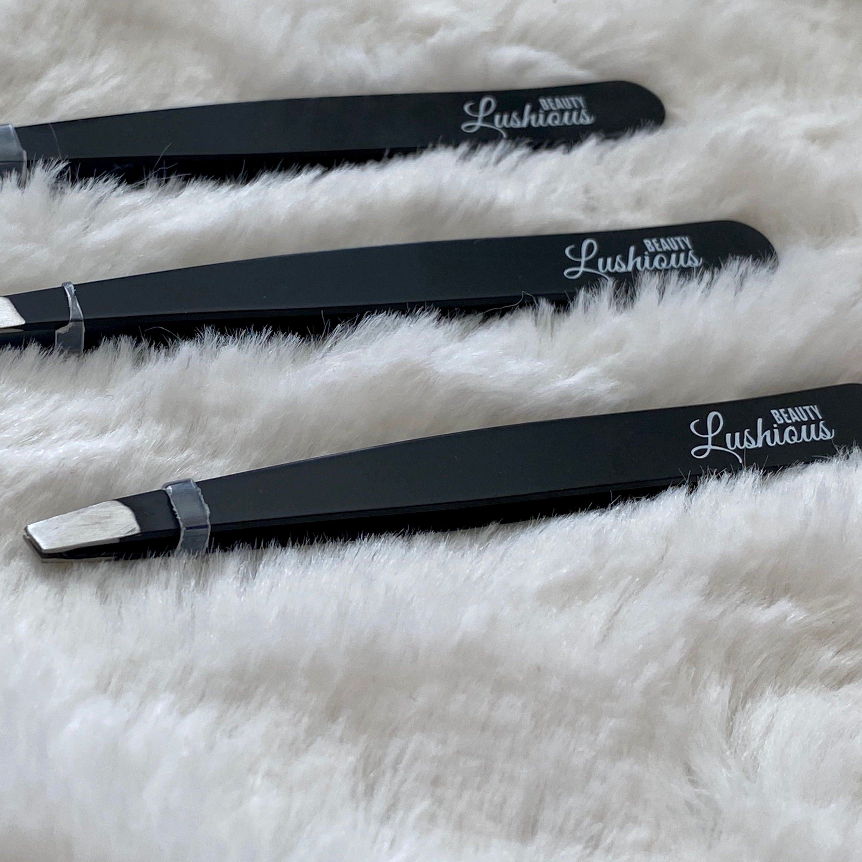 Tweezers